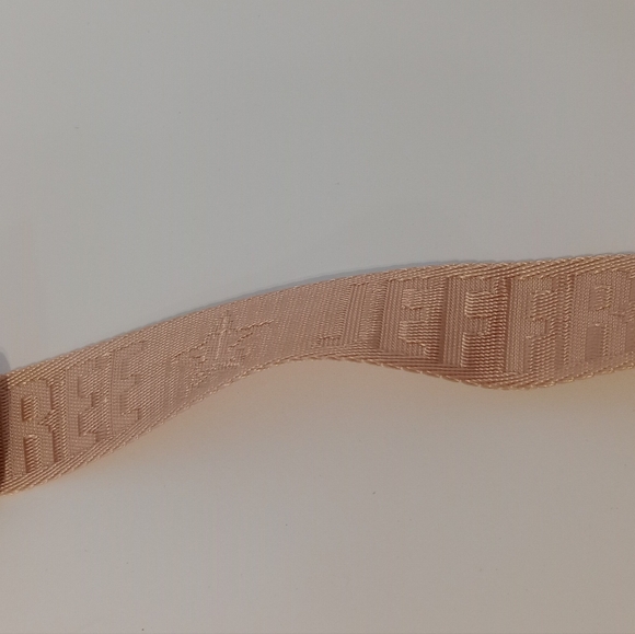 JEFFREE STAR COSMETICS Fanny Pack Bag Peachy Pink - Picture 8 of 12